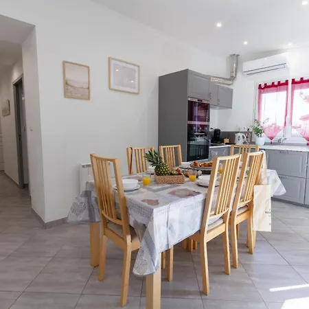 La Janette: Charming Near Beaches And Coastal Path