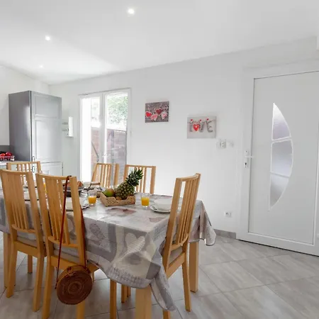 ヴィラ La Janette, Charmante Villa 6-8 Pers Avec Une Situation Ideale, Proche Des Plages Et Du Littoral