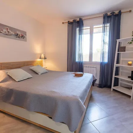 La Janette, Charmante 6-8 Pers Avec Situation Ideale, Proche Des Plages Et Du Littoral Вилла